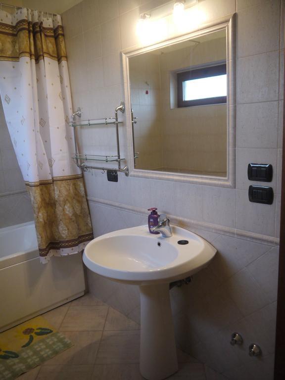 B&B Green Home Fiumicino Oda fotoğraf